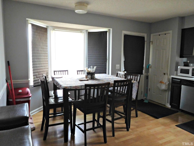 Photo 6 of 19 - 5408 Trenburg Ct, Knightdale, NC 27545