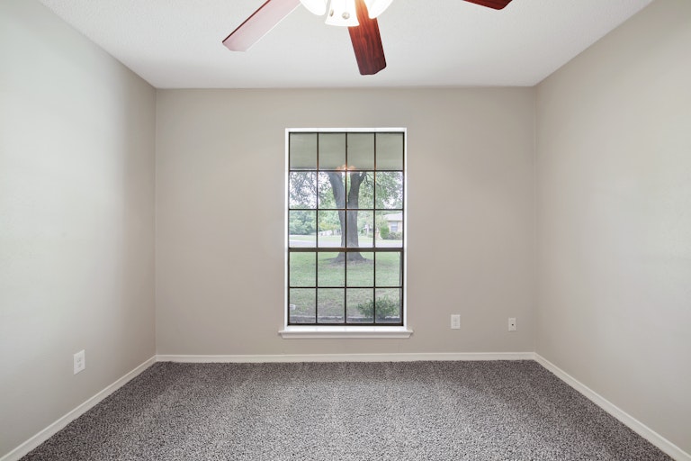Photo 22 of 26 - 1510 Kingswood Dr, Cedar Hill, TX 75104