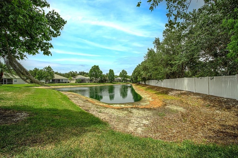 Photo 32 of 55 - 12143 Maple Ridge Dr, Parrish, FL 34219