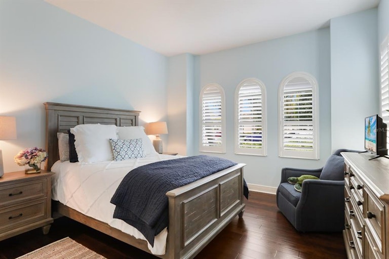 Photo 18 of 45 - 14910 Castle Park Ter, Lakewood Ranch, FL 34202
