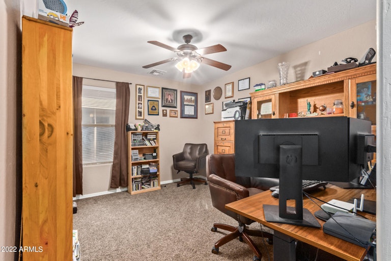 Photo 21 of 28 - 378 W Santa Gertrudis Cir, San Tan Valley, AZ 85143