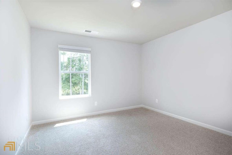 Photo 22 of 40 - 391 Faulkner St #99, Stockbridge, GA 30281