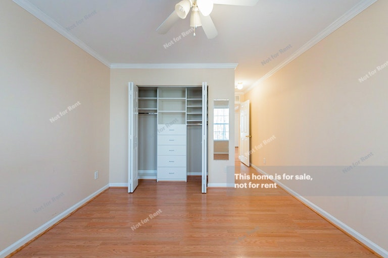Photo 9 of 15 - 1112 Kendall Dr, Durham, NC 27703