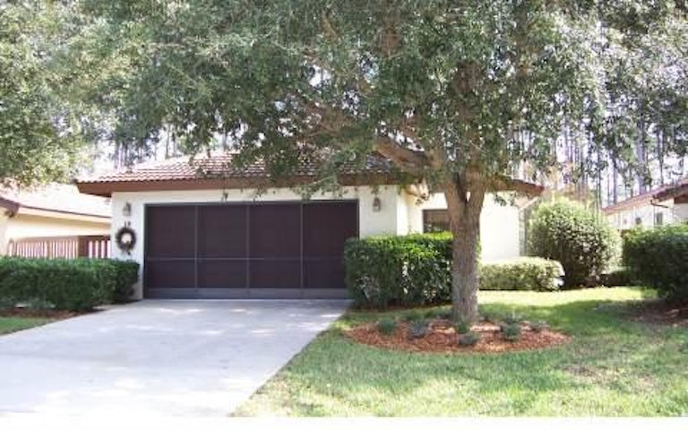 Photo 1 of 1 - 19 Lago Vista Pl, Palm Coast, FL 32164