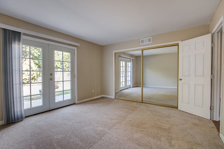 Photo 10 of 35 - 8208 Newbridge Way, Citrus Heights, CA 95610