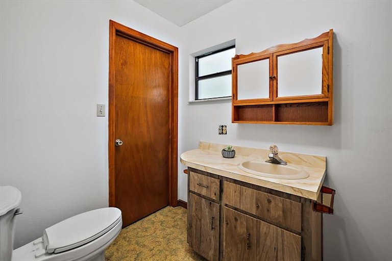 Photo 32 of 35 - 1449 Irma Rd, Eustis, FL 32726