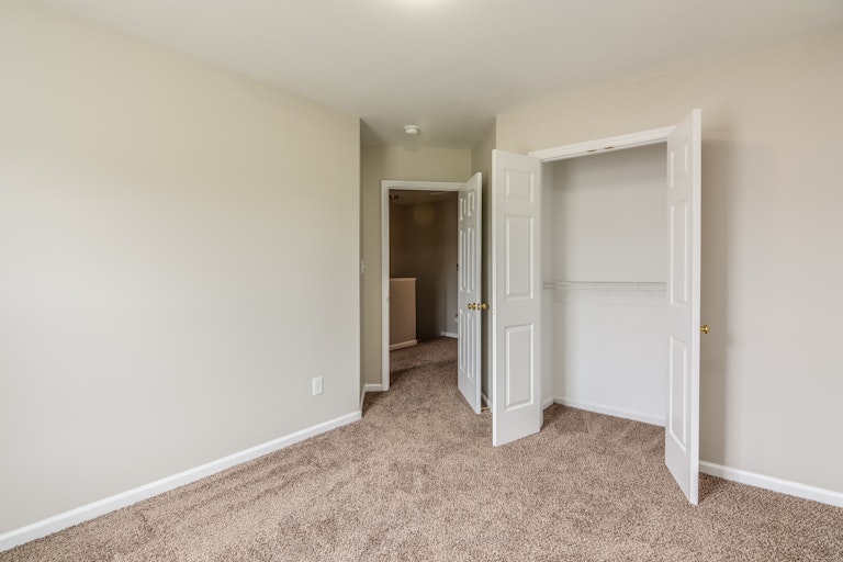 Photo 14 of 19 - 6006 San Marcos Way, Raleigh, NC 27616