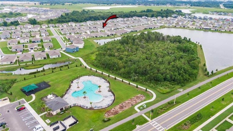 Photo 37 of 39 - 5428 Arlington River Dr, Lakeland, FL 33811