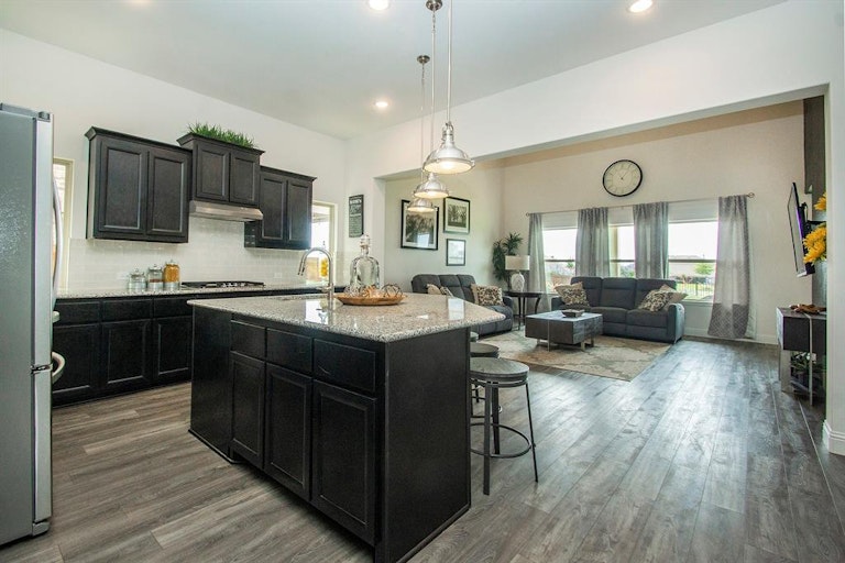 Photo 7 of 34 - 2221 Graham Rd, Anna, TX 75409