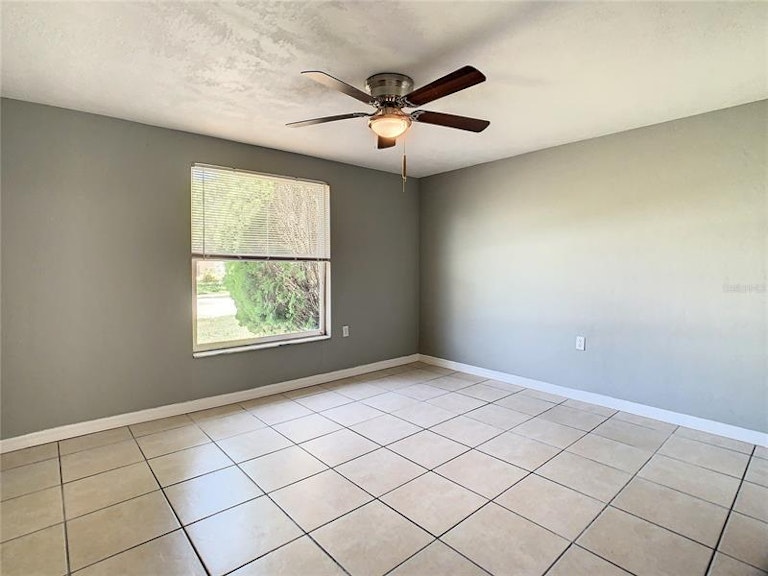 Photo 38 of 54 - 10136 Brandywine Ln, Port Richey, FL 34668