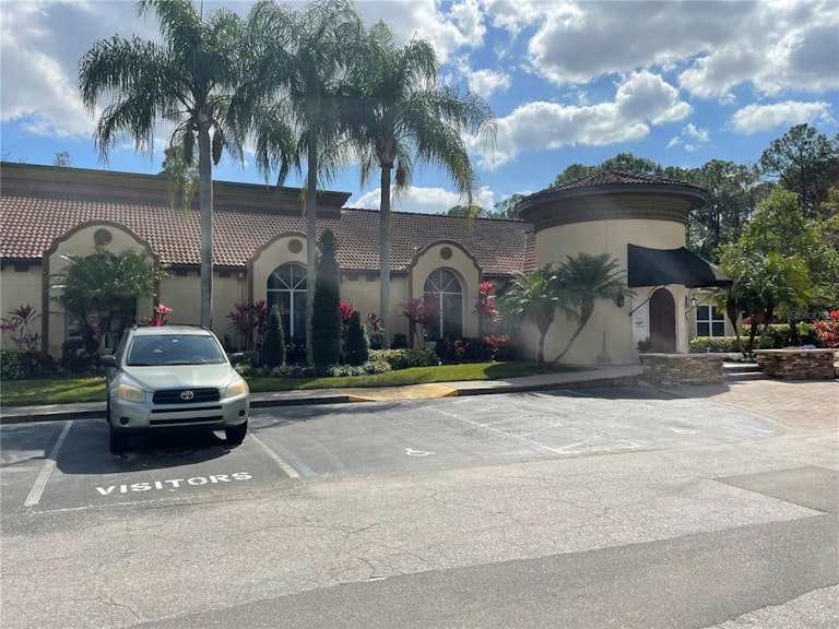 Photo 43 of 44 - 5168 Conroy Rd #25, Orlando, FL 32811
