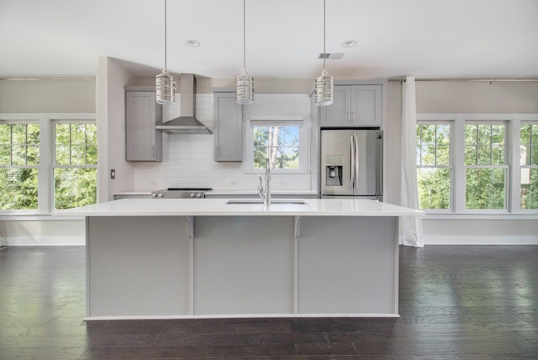 Photo 7 of 21 - 104 S Summit Ave, Charlotte, NC 28208