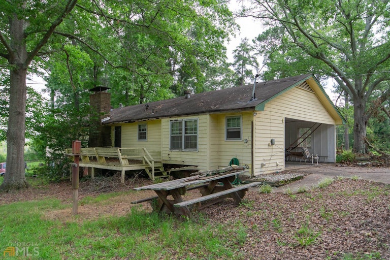 Photo 29 of 37 - 173 Kite Lake Rd, Fayetteville, GA 30214