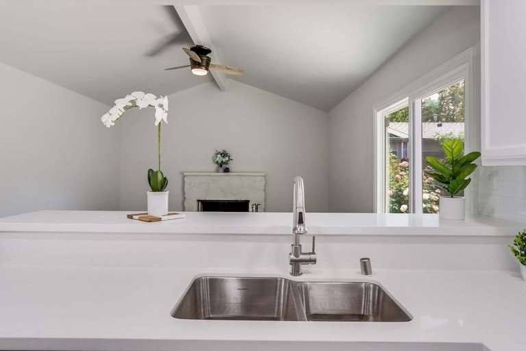 Photo 15 of 38 - 9224 Agena Ct, Sacramento, CA 95826