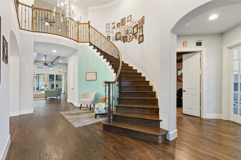 Photo 6 of 40 - 1041 Wagner Way, Lantana, TX 76226
