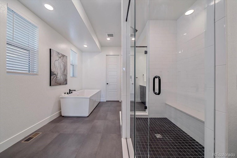 Photo 26 of 40 - 5830 Geneva St, Denver, CO 80238