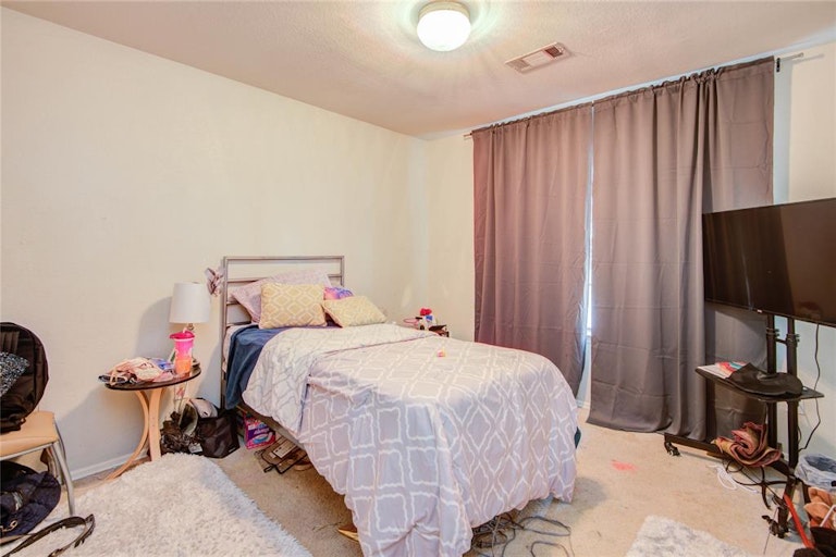 Photo 41 of 50 - 16651 Keegans Ridge Way Dr, Houston, TX 77083