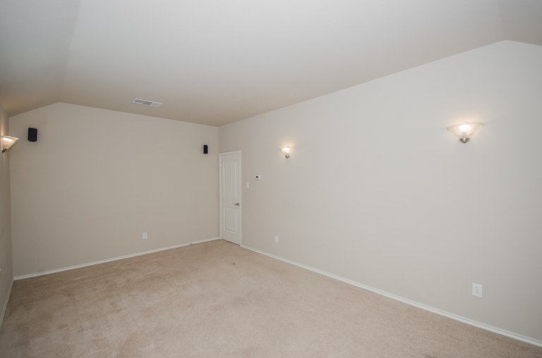 Photo 37 of 44 - 9713 Mulligan Dr, McKinney, TX 75072