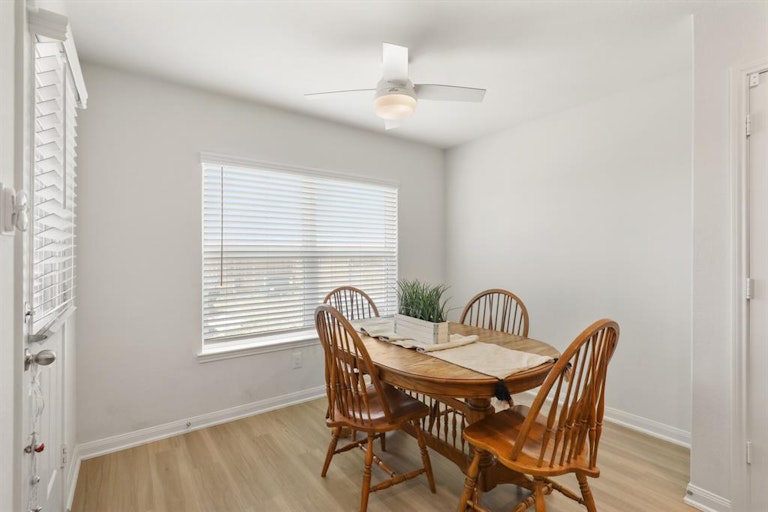 Photo 11 of 24 - 3029 Iron Woods Dr, Katy, TX 77493