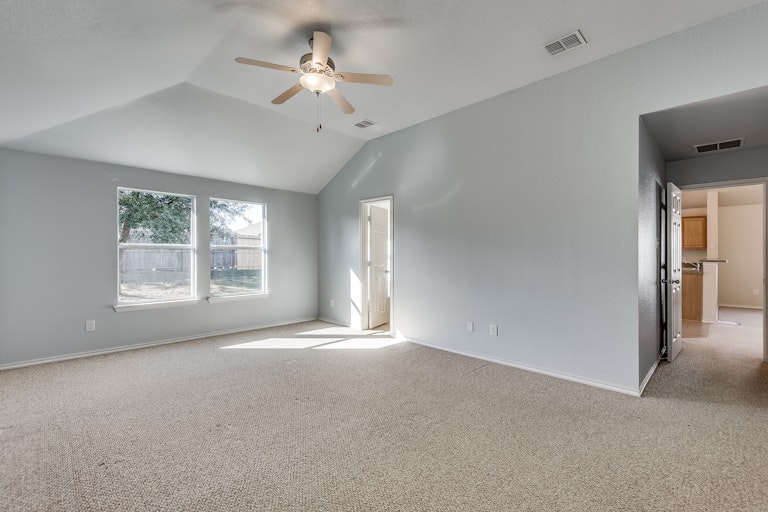 Photo 13 of 20 - 814 Sycamore St, Anna, TX 75409