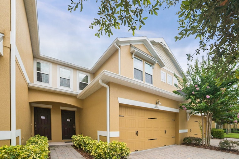 Photo 1 of 13 - 14242 Oasis Cove Blvd, Windermere, FL 34786