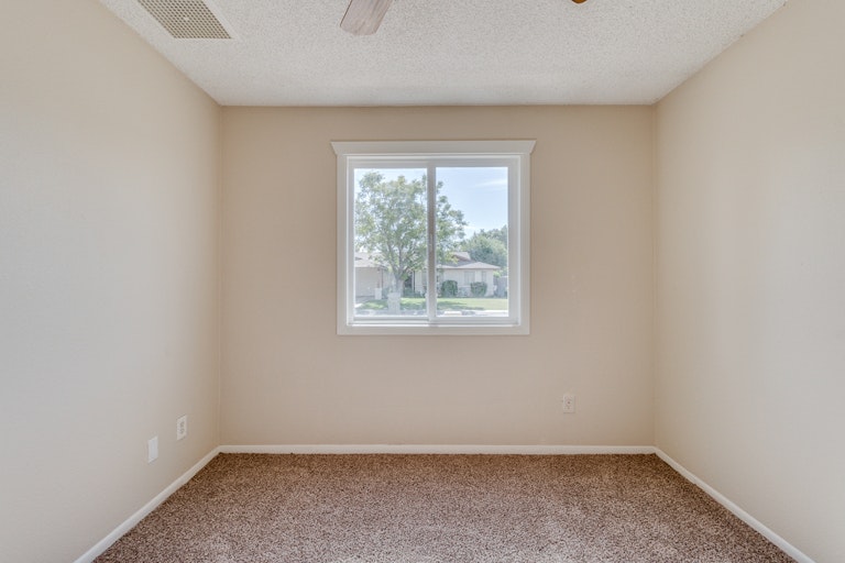 Photo 21 of 31 - 6538 W Vogel Ave, Glendale, AZ 85302