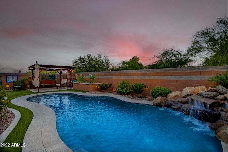 Photo 5 of 39 - 4581 W Pelotazo Way, Queen Creek, AZ 85142