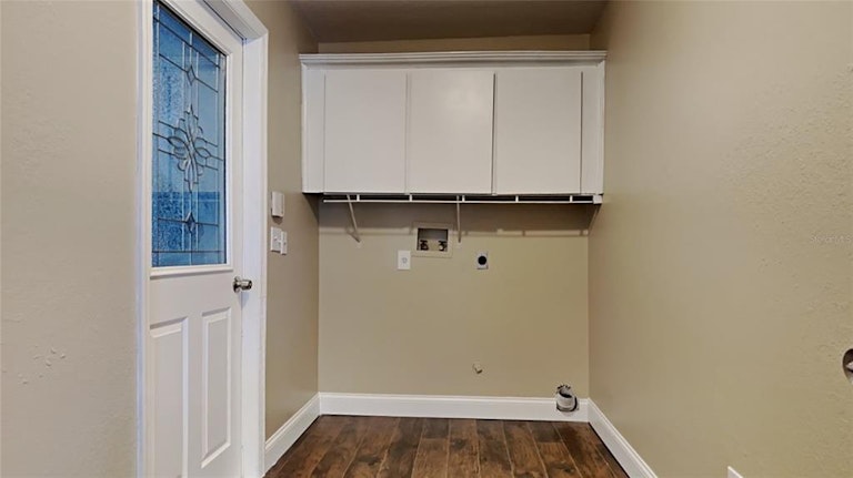 Photo 11 of 21 - 7613 Silver Crown Ct, Orlando, FL 32818