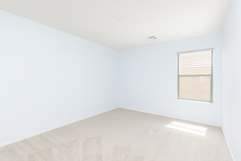 Photo 16 of 26 - 2215 W Peak View Rd, Phoenix, AZ 85085