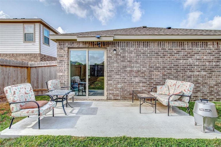 Photo 36 of 42 - 23330 Dovetail Colony Ct, Katy, TX 77493