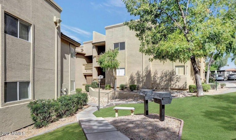Photo 4 of 13 - 1880 E Morten Ave #226, Phoenix, AZ 85020