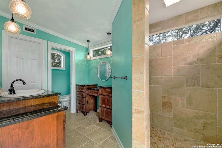 Photo 30 of 51 - 1359 E Ammann Rd, Bulverde, TX 78163
