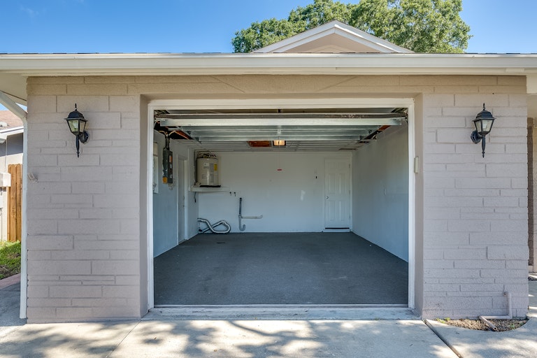 Photo 10 of 10 - 7315 Lincoln Park Ln, Port Richey, FL 34668