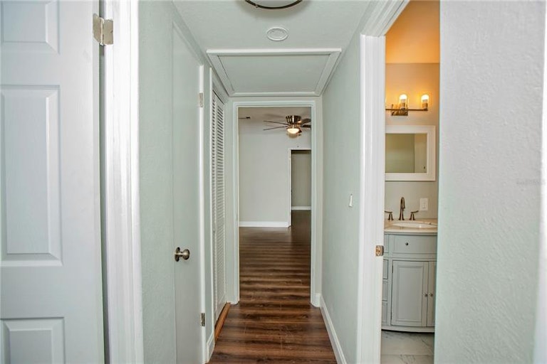 Photo 28 of 36 - 8301 Edie Way, Orlando, FL 32810