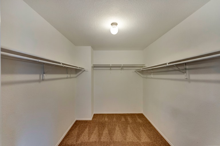 Photo 18 of 30 - 9125 Liberty Crossing Dr, Fort Worth, TX 76131