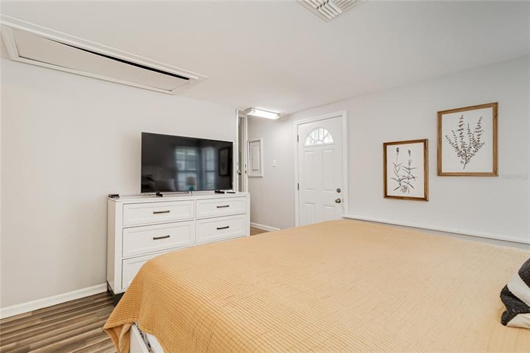 Photo 22 of 43 - 725 S Rushing Ave, Lakeland, FL 33801