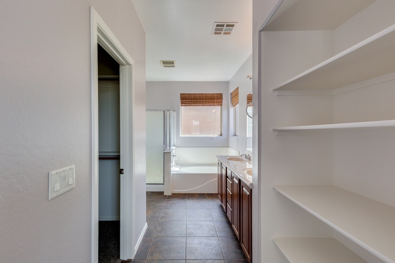 Photo 18 of 31 - 4349 E Cullumber St, Gilbert, AZ 85234