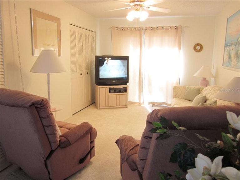Photo 6 of 16 - 4210 Ironwood Cir #403J, Bradenton, FL 34209