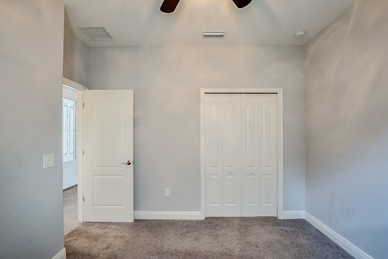 Photo 22 of 29 - 12104 Rambling Stream Dr, Riverview, FL 33579