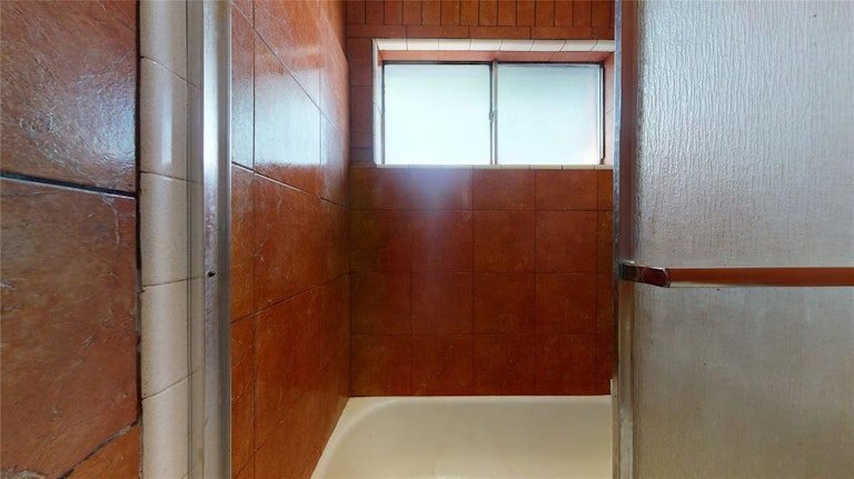 Photo 42 of 48 - 10811 Sagevale Ln, Houston, TX 77089