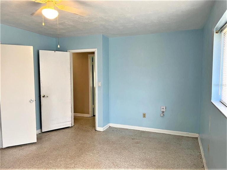 Photo 19 of 41 - 1246 W Wellington Dr, Deltona, FL 32725