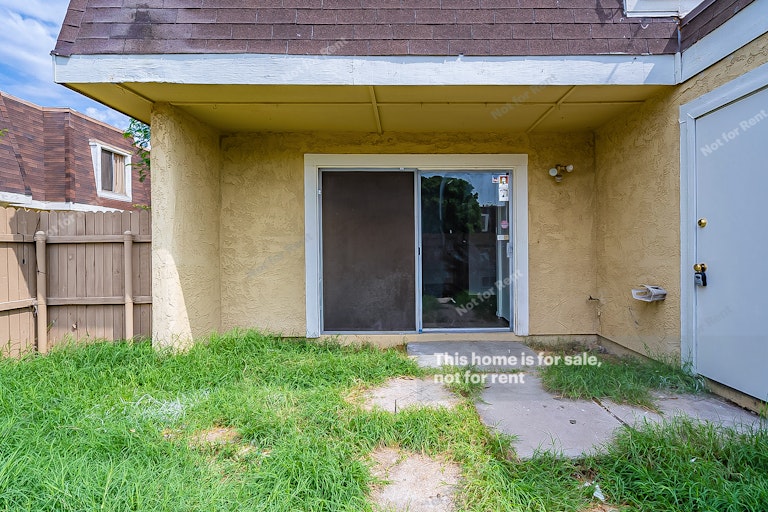 Photo 7 of 18 - 3402 W Echo Ln, Phoenix, AZ 85051