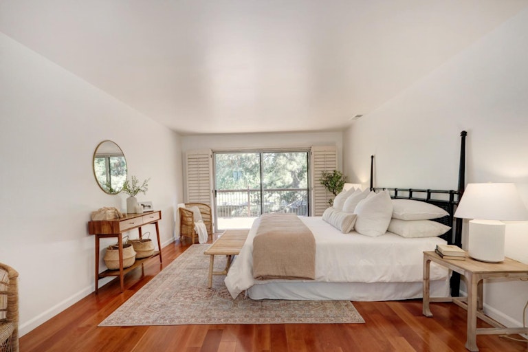 Photo 44 of 70 - 4040 Crondall Dr, Sacramento, CA 95864