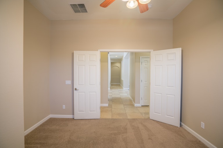 Photo 20 of 32 - 17618 W Desert Ln, Surprise, AZ 85388
