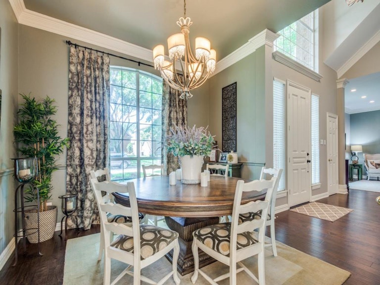 Photo 8 of 36 - 6205 Wittmore Pl, Plano, TX 75093