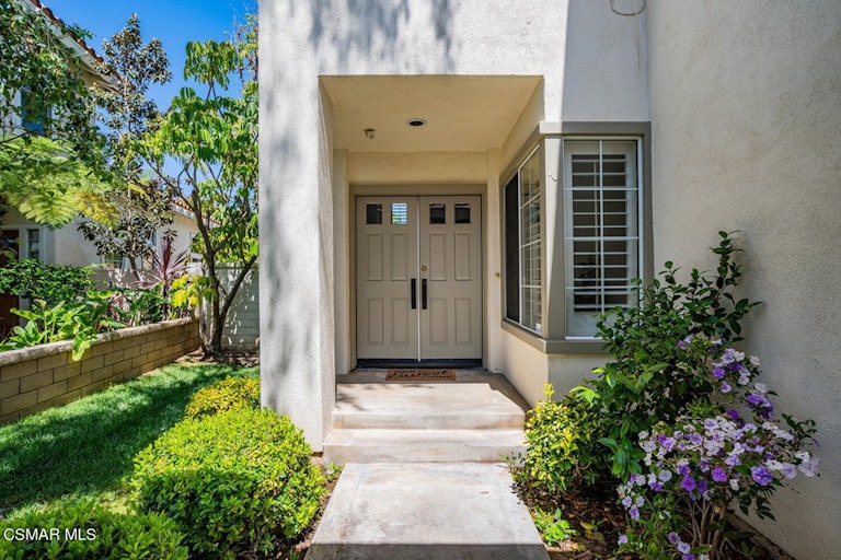 Photo 3 of 31 - 617 Breckenridge Pl, Simi Valley, CA 93065
