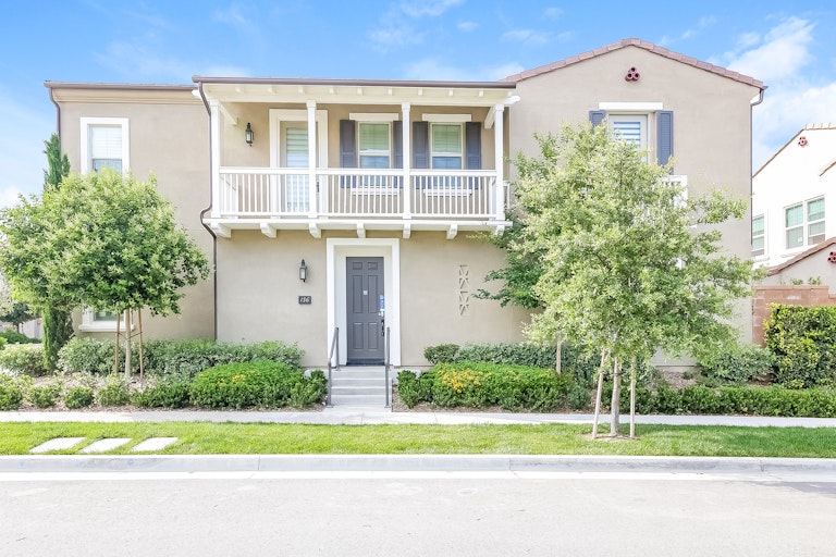Photo 1 of 27 - 136 Hemisphere, Irvine, CA 92618