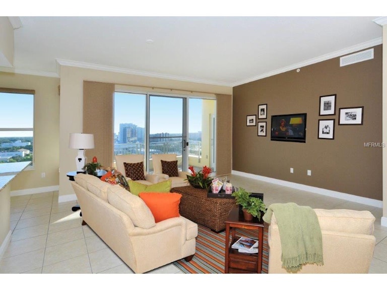 Photo 3 of 25 - 100 Central Ave Unit K1017, Sarasota, FL 34236