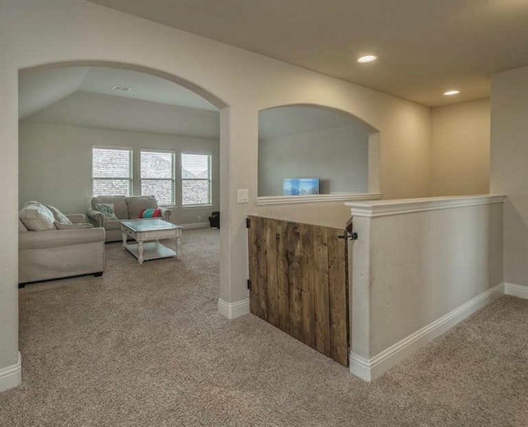 Photo 16 of 22 - 6133 Painswick Dr, Aubrey, TX 76227