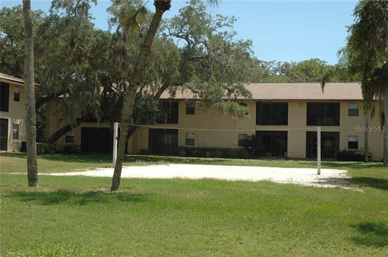 Photo 9 of 16 - 3001 58th Ave S #614, Saint Petersburg, FL 33712